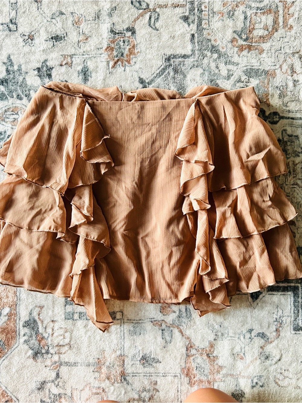 Missguided + Ruffled Tiered Mini Skirt - Tan